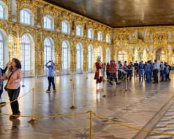 The Great Hall in the palace is the most important The Great Hall in the palace is the most important place to visit. It has gilded carving, beautiful sculptures, and about dozen of chandeliers. It has